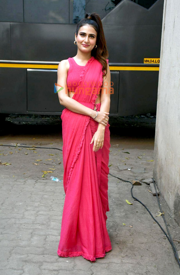 photos vicky kaushal fatima sana sheikh and meghna gulzar snapped promoting sam bahadur at mehboob studio 4