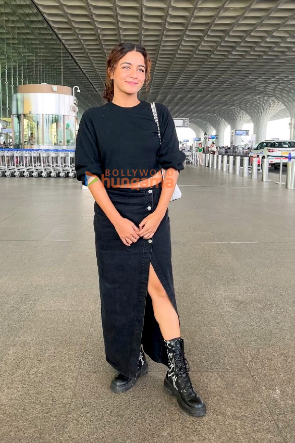 photos vicky kaushal rashmika mandanna and wamiqa gabbi snapped at the airport
