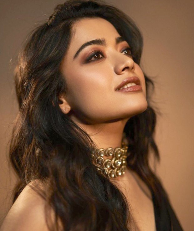 Rashmika Mandanna slays in elegance, donning a black saree for Animal promotions with Ranbir Kapoor