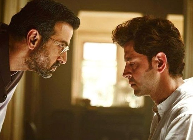 Ronit Roy recalls Hrithik Roshan's objection to being called “Sir” on Kaabil sets; says, “There was no ego”