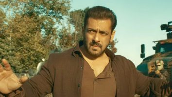 Salman Khan jokes about Tiger 3’s 6am show: “6 baje toh thik hai, but 7 baje ke baad na flight pakdi jaati hai na films”