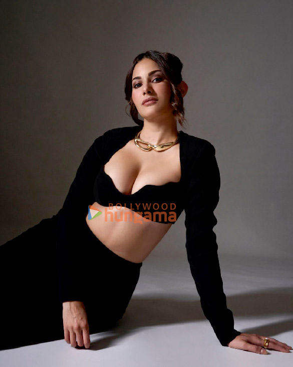 amyra dastur 3 59 2