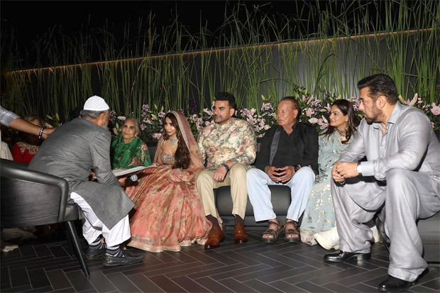 Arbaaz Khan shares inside photos from nikaah ceremony with Sshura Khan featuring Salman Khan, son Arhaan & family 