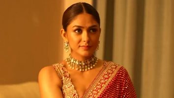 Draped in 6 yards of elegance! Mrunal Thakur
