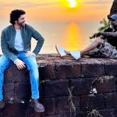 Farhan Akhtar recreates Dil Chahta Hai moment at Chapora Fort after 23 years