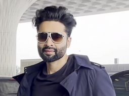 Jackky Bhagnani sports a dapper look at the airport