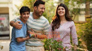 Kadak Singh stills