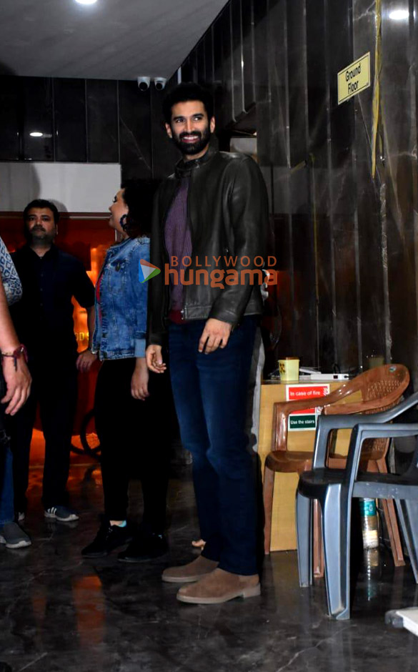 photos aditya roy kapur manoj bajpayee aparshakti khurana and arshad warsi spotted at food hall 1