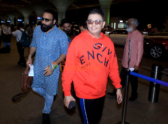 photos bhushan kumar sandeep reddy vanga and shiv chanana snapped at the airport 5