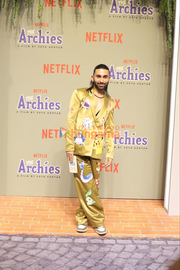 photos celebs grace the premiere of the archies 007 19