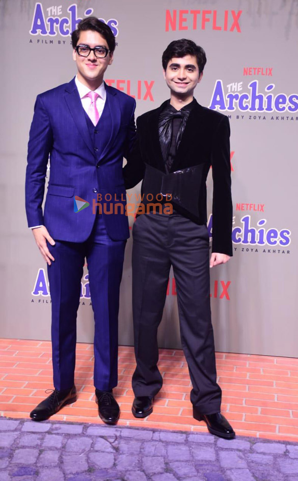 photos celebs grace the premiere of the archies 55233