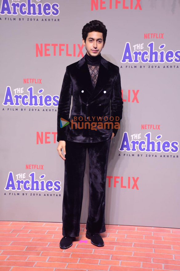 photos celebs grace the premiere of the archies 6789 1