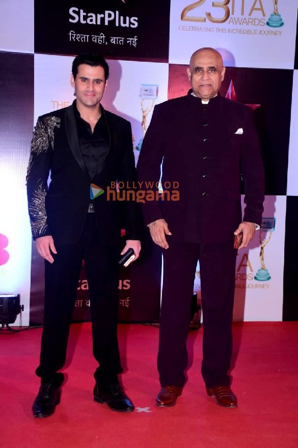 photos celebs snapped attending the red carpet of the 23rd ita awards in mumbai 5