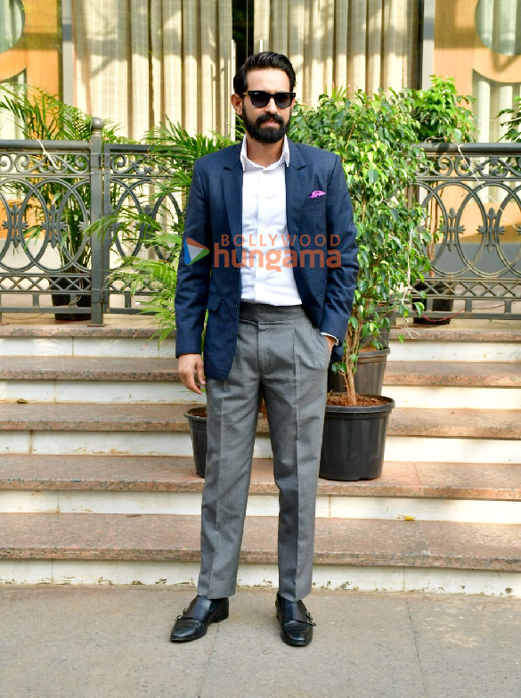 photos kareena kapoor khan bobby deol jyothika siddharth tillotama shome jaideep ahlawat and vikrant massey snapped at anupama chopras roundtable 7