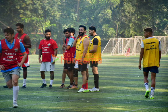 photos kartik aaryan abhishek bachchan tiger shroff and others snapped at all star fc football match in juhu 6