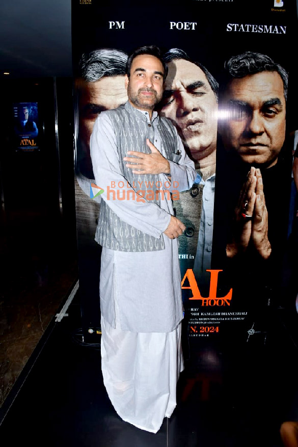 photos pankaj tripathi sandeep singh vinod bhanushali and others snapped at the trailer launch of main atal hoon 4