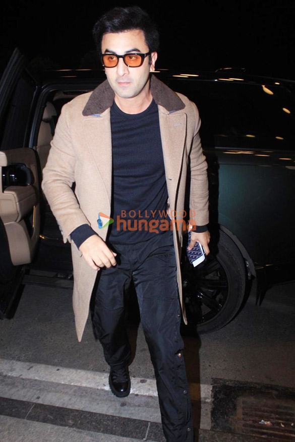 photos ranbir kapoor bobby deol and others snapped at the airport 0099 1