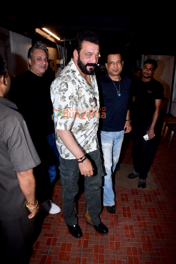 photos sanjay dutt spotted in bandra 3 2