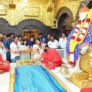 Photos: Shah Rukh Khan and Suhana Khan visit Shirdi Sai Baba Temple to seek blessings ahead of Dunki release