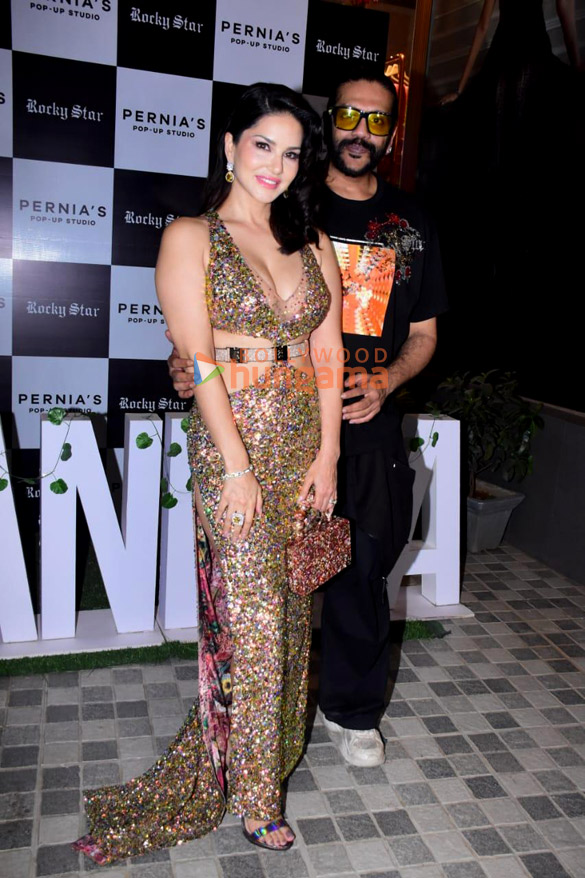 photos sunny leone snapped in bandra 1