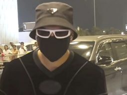 Ranveer Singh gets clicked in a white hoodie and funky glasses at the airport