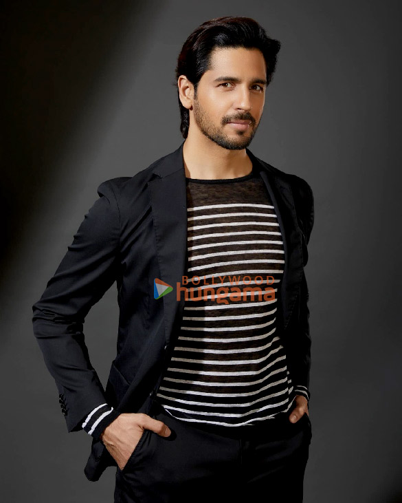 sidharth malhotra 1 37