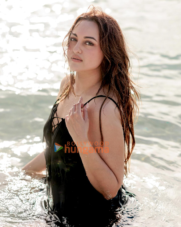 sonakshi sinha 3 160