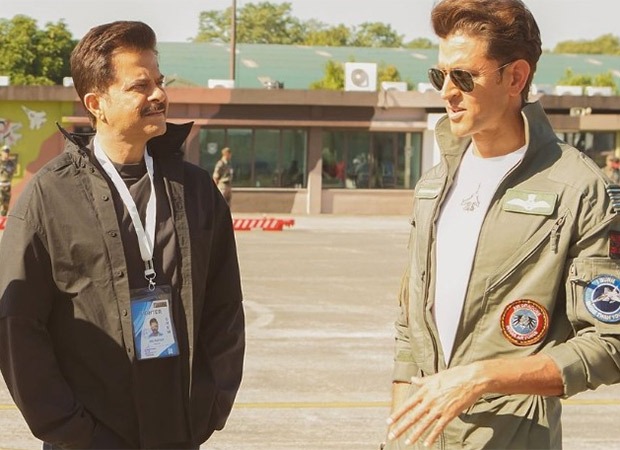 Hrithik Roshan and Anil Kapoor head to Pune to hand over the #ThankYouFighter letter to IAF officers at Pune Air Force station! : Bollywood News