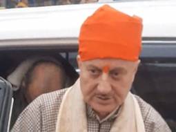 Anupam Kher seeks blessing as he arrives at Ayodhya