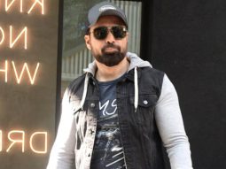 Emraan Hashmi waves at paps as he gets clicked in a sporty outfit