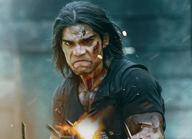 Hrithik Roshan unveils the poster of Fighter’s antagonist Rishabh Sawhney: “Locking eyes with the villain” 
