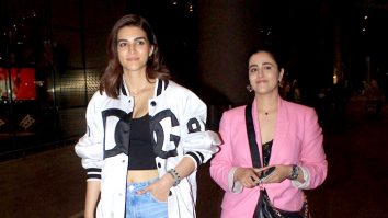 Too much cuteness in a frame! Kriti Sanon & Nupur Sanon at the airport