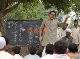 Movie Stills of Main Atal Hoon