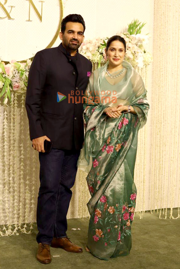 photos aamir khan imran khan and others attend ira khan and nupur shikhares wedding reception 38