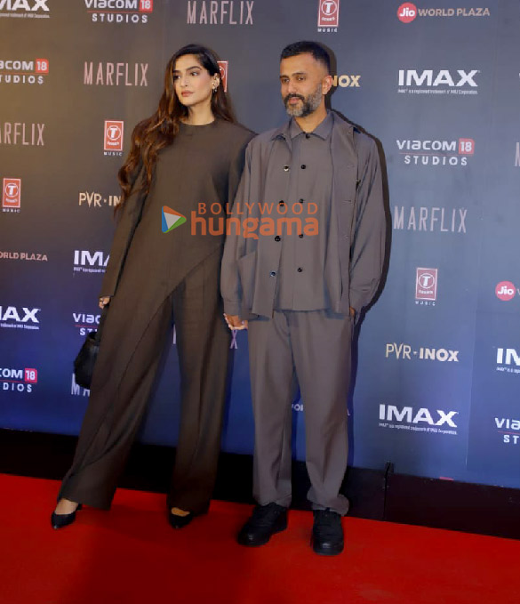photos hrithik roshan deepika padukone anil kapoor karan singh grover and others snapped at the special screening of fighter 27