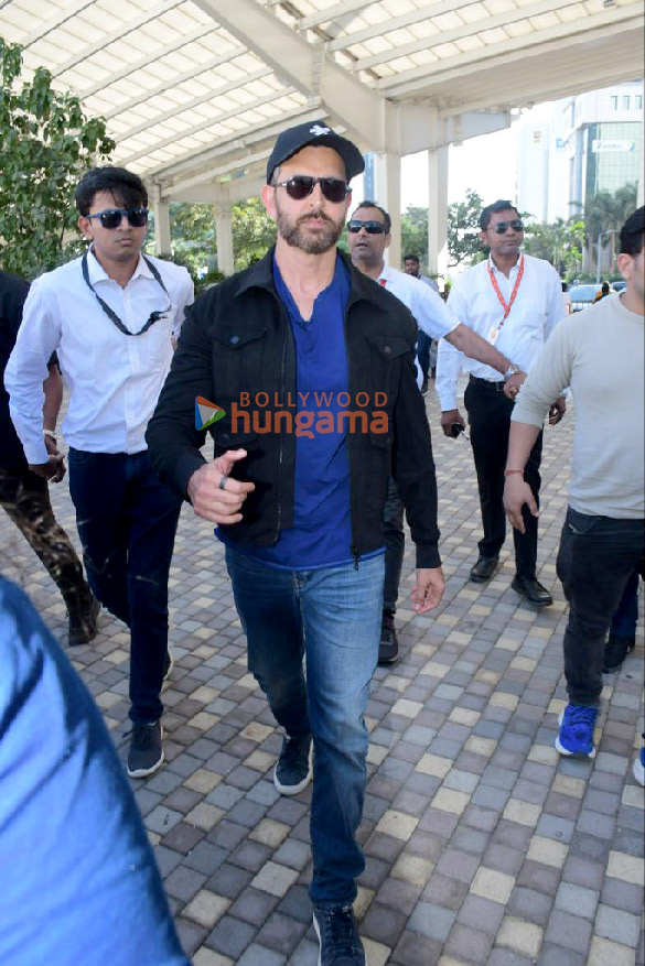 Photos: Hrithik Roshan, Diana Penty and others snapped at Ajio Luxe event