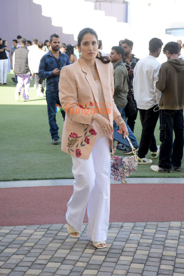photos hrithik roshan diana penty and others snapped at ajio luxe event 3