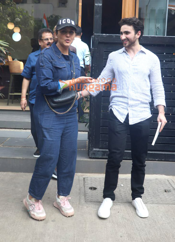 Photos: Huma Qureshi snapped in Bandra