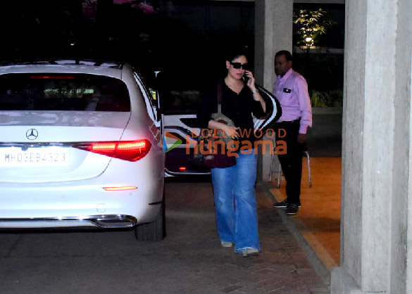 photos kareena kapoor khan snapped in bandra 3 25