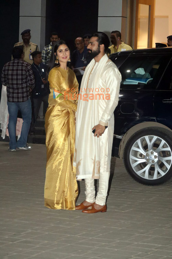 Photos: Katrina Kaif, Vicky Kaushal, Alia Bhatt, Ranbir Kapoor and others snapped at Kalina airport Photos: Katrina Kaif, Vicky Kaushal, Alia Bhatt, Ranbir Kapoor and others snapped at Kalina airport
