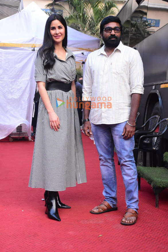 photos katrina kaif vijay sethupathi and sriram raghavan snapped at mehboob studio as they promote their film merry christmas 3