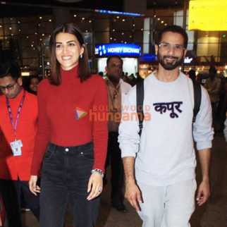 Photos: Shahid Kapoor and Kriti Sanon snapped at the airport