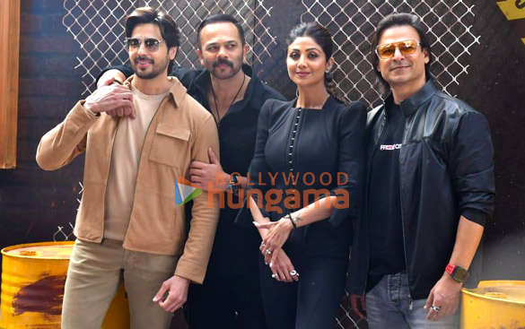 Photos: Sidharth Malhotra, Shilpa Shetty, Vivek Oberoi, Rohit Shetty and others snapped at the trailer launch of Indian Police Force