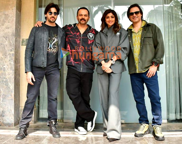 photos sidharth malhotra shilpa shetty vivek oberoi and rohit shetty snapped during indian police force promotions 3