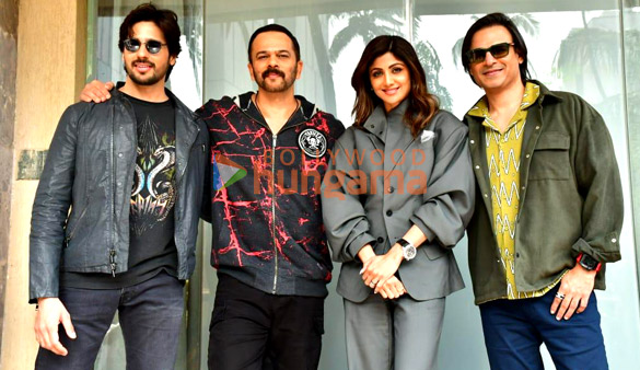 photos sidharth malhotra shilpa shetty vivek oberoi and rohit shetty snapped during indian police force promotions 4