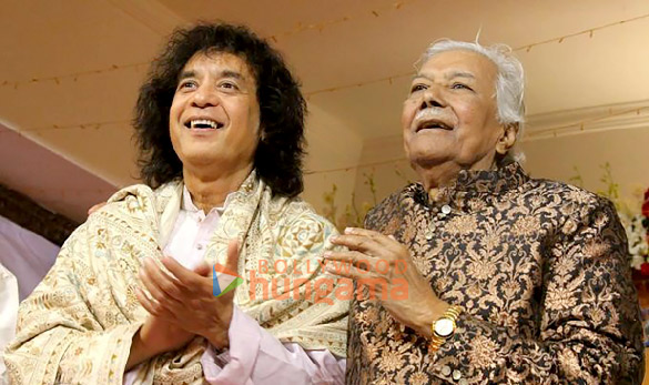 photos sonu nigam pays homage to the late legendary musician ustad ghulam mustafa khan in a concert titled haazri 2
