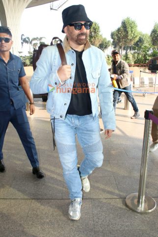 Photos: Sunny Deol and Chandrachur Singh snapped at the airport