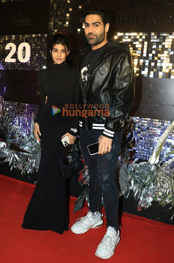 photos sunny leone raveena tandon alizeh agnihotri and others snapped at designer nandita mahtanis latest collection launch at f 28