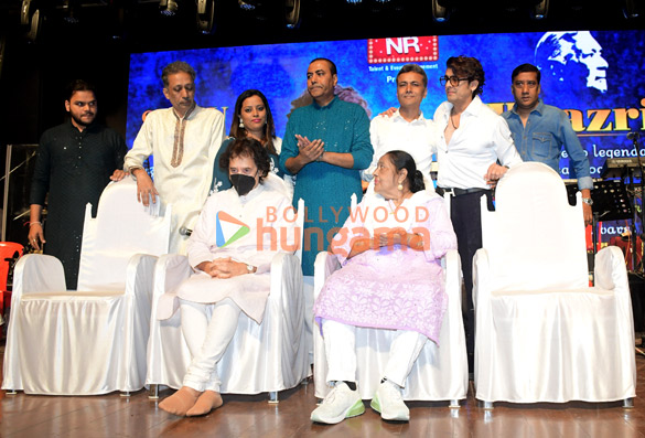 photos ustad zakir hussain conferred with the padma vibhushan ustad ghulam mustafa khan award 2