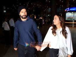Photos: Varun Dhawan and Natasha Dalal snapped at the airport